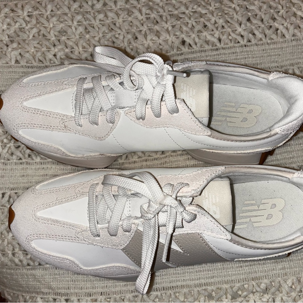 Brand new without the tags New Balance Women's White and Beige Sneakers - Picture 4 of 5
